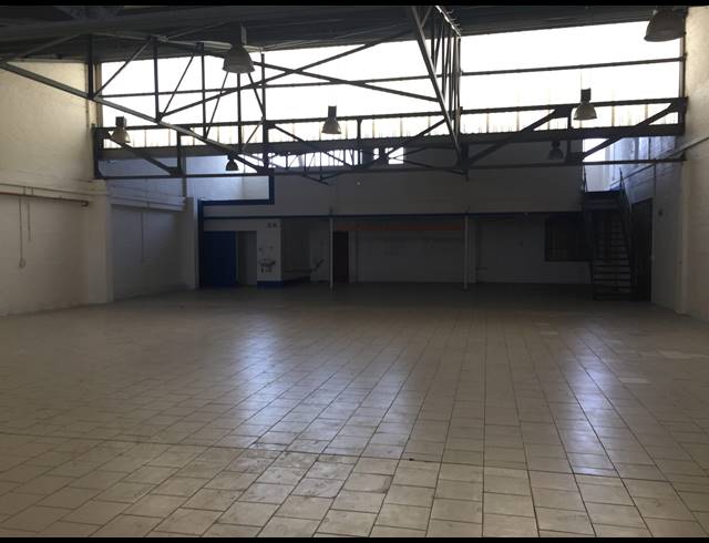 566M² FACTORY RENTED IN PAROW CENTRAL